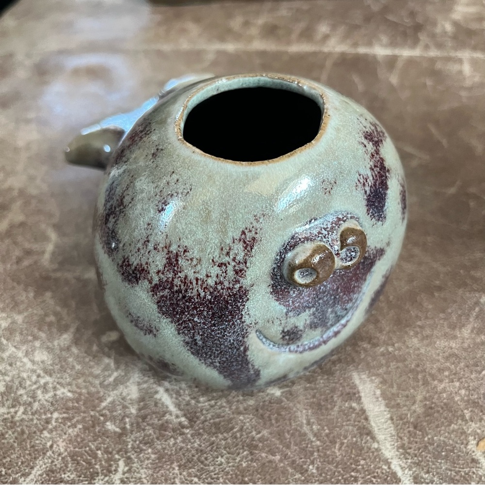 Whale Bud Vase Green Burgundy Smiley Face Fish Studio Pottery Ceramic‎ Beach Fun